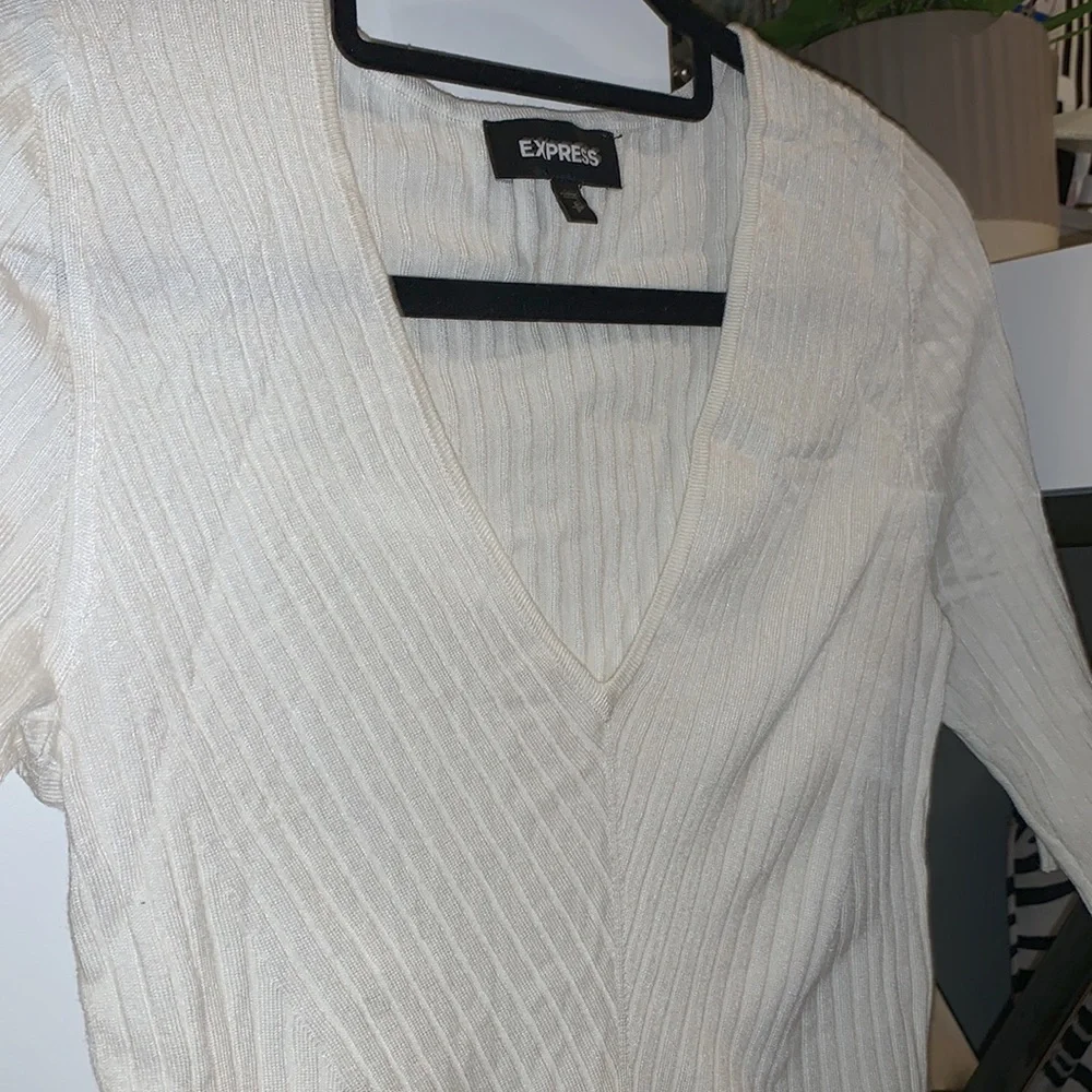 Express Ribbed Top - Picture 3 of 4
